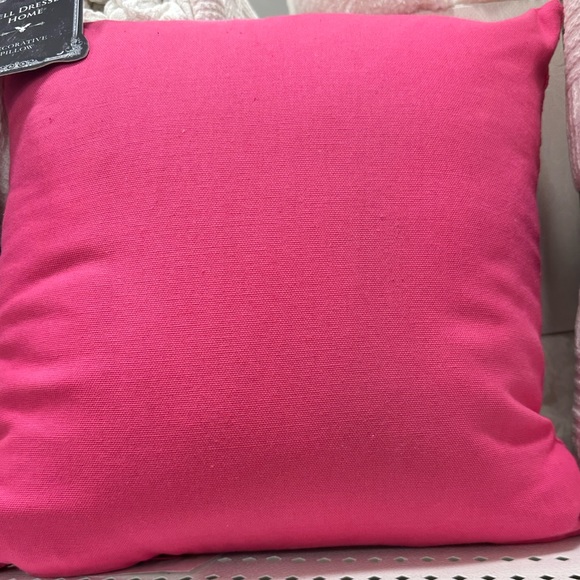 🩷TWO NEW BEADED GHOST PILLOWS🩷 - Picture 6 of 6